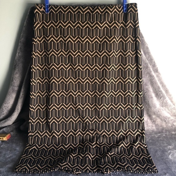 𝅺GRACE Elements Black and tan zigzag‎ design pencil skirt size medium S1129 - Picture 1 of 8
